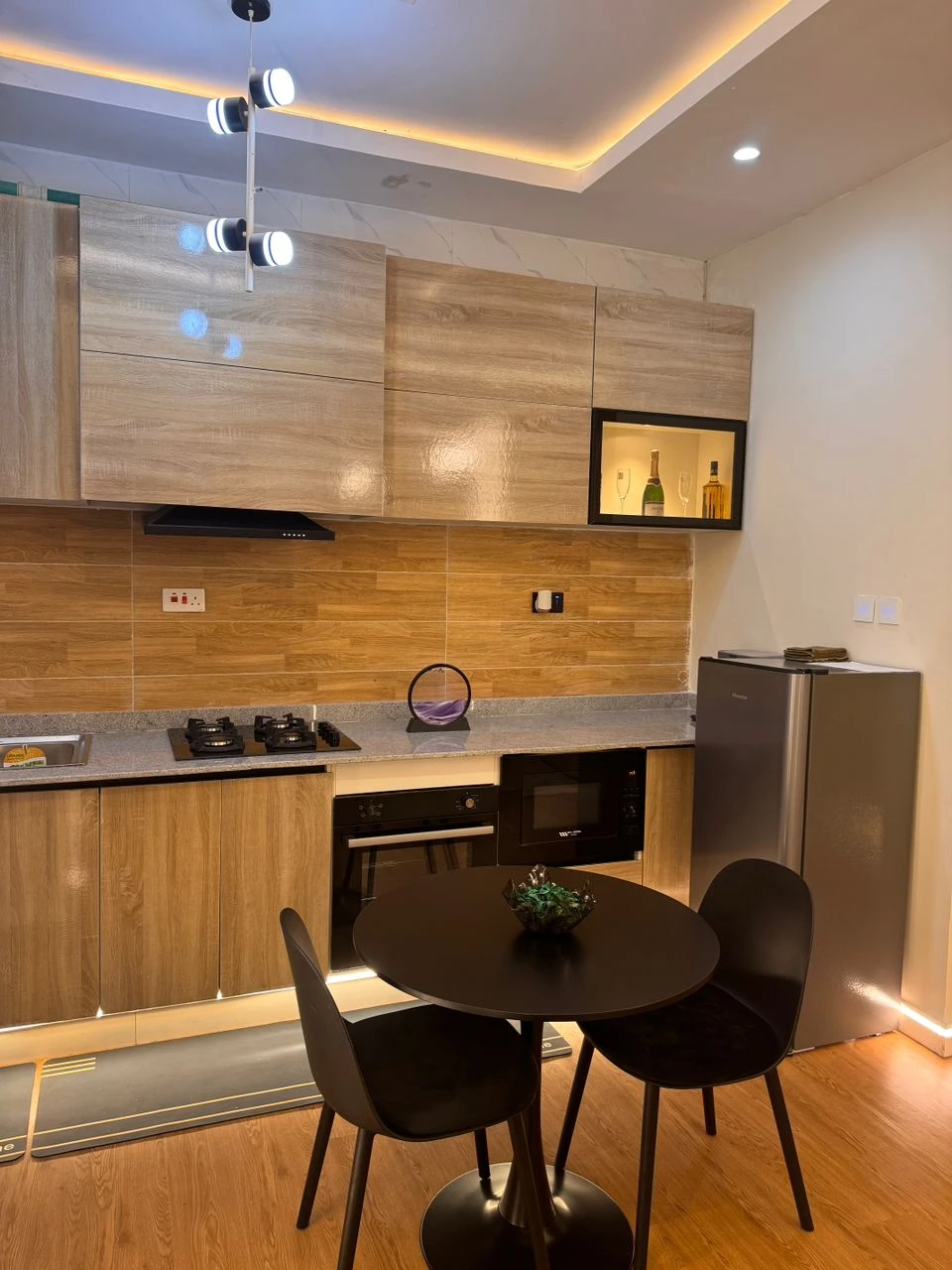 1Bedroom Apartment  📍 Ologolo